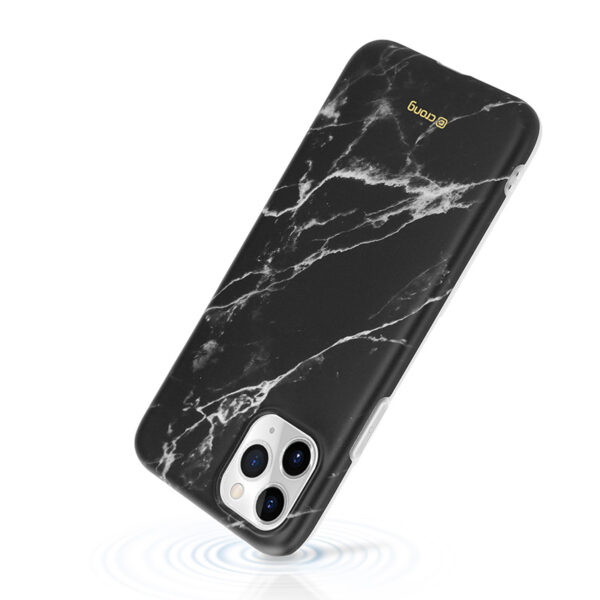 Crong Marble Case - Etui iPhone 11 Pro (czarny) - obrazek 4